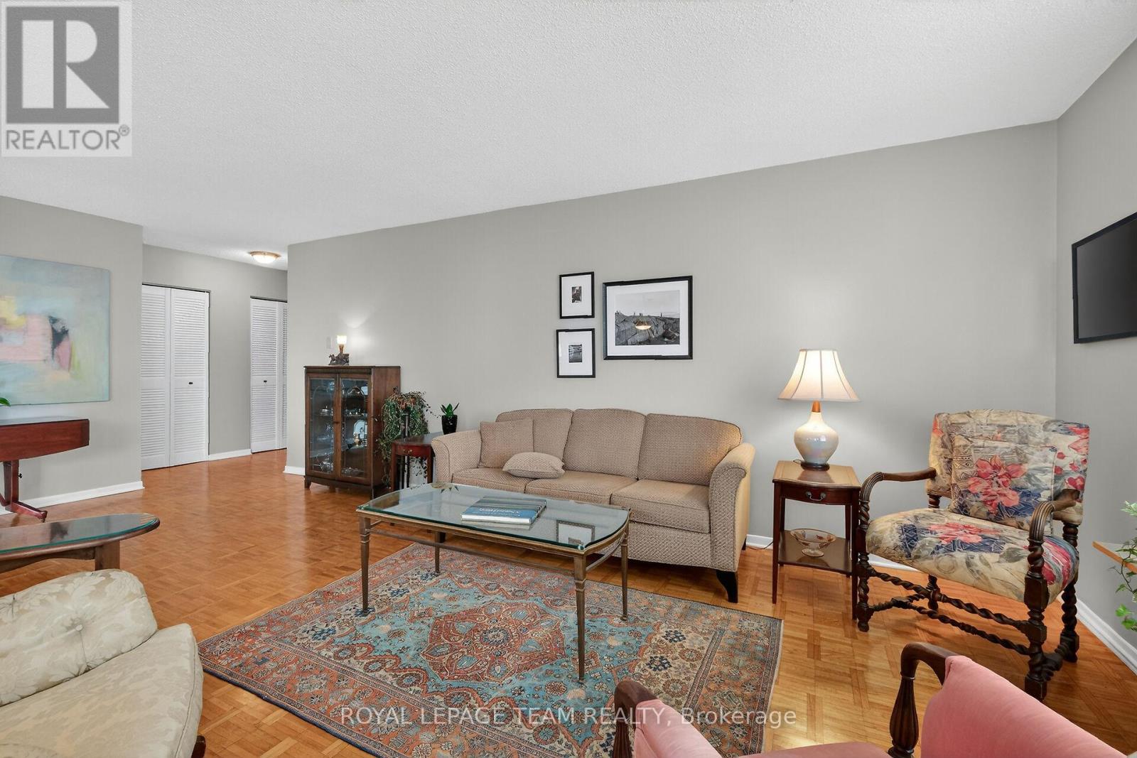 #601 40 ARTHUR STREET - Image 11
