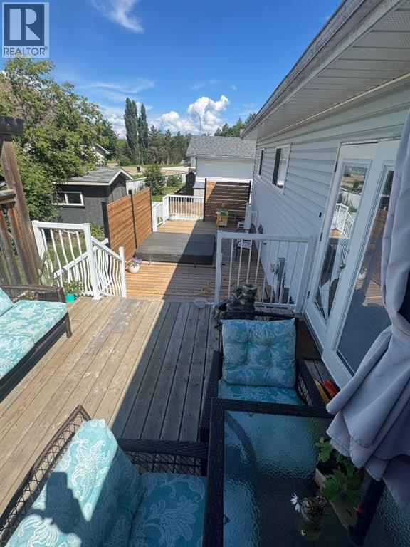 4404 54A Avenue - Image 26