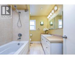 3691 Bargen Drive, Richmond, BC V6X2R7 Photo 30