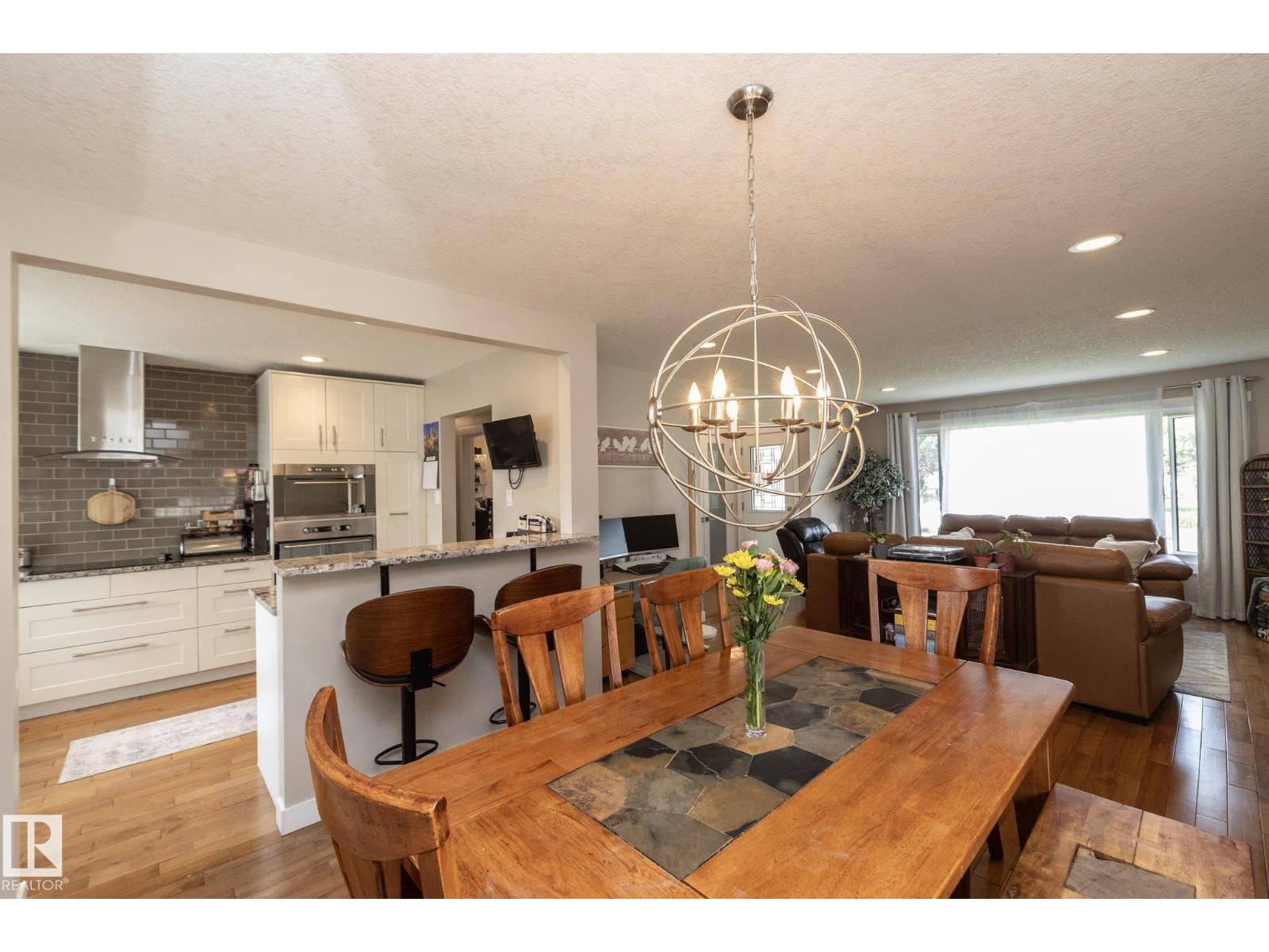 10623 75 ST NW - Image 13