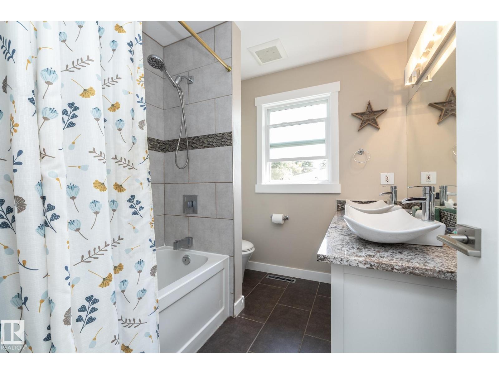 10623 75 ST NW - Image 32