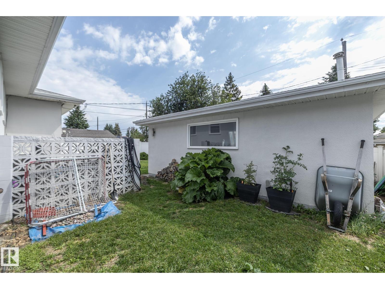 10623 75 ST NW - Image 59