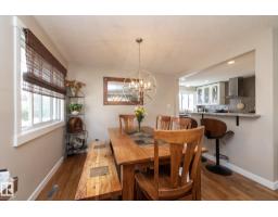 10623 75 St Nw, Edmonton, AB T6A2Z8 Photo 11