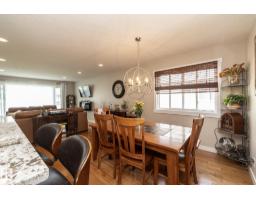 10623 75 St Nw, Edmonton, AB T6A2Z8 Photo 12