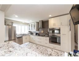 10623 75 St Nw, Edmonton, AB T6A2Z8 Photo 15