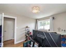 10623 75 St Nw, Edmonton, AB T6A2Z8 Photo 30