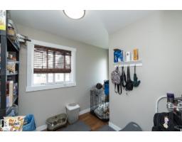 10623 75 St Nw, Edmonton, AB T6A2Z8 Photo 33