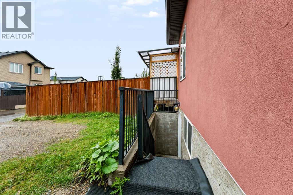8245 Saddlebrook Drive NE - Image 45