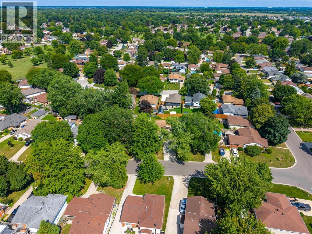 103 HANNA CRESCENT - Image 31