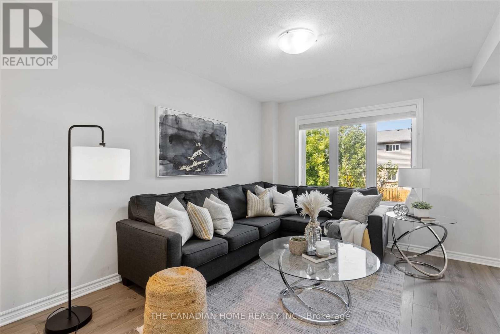 1315 MICHAEL CIRCLE, London East (East D) — photo 9
