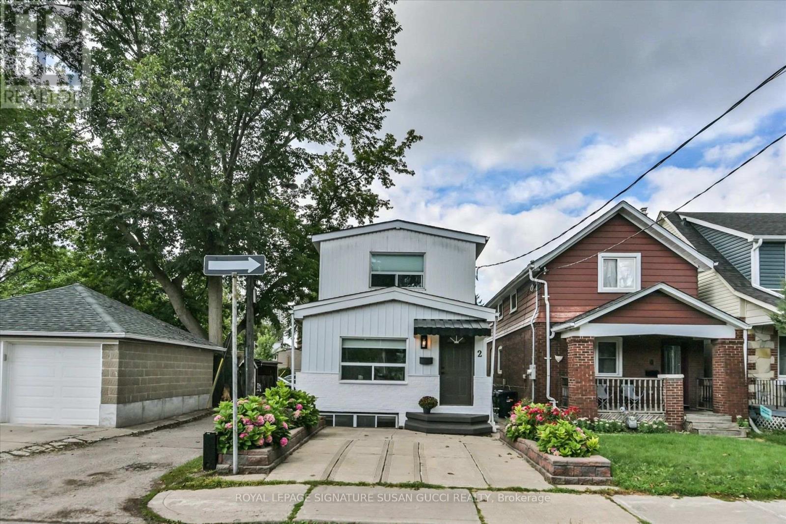 2 SUTHERLAND AVENUE - 2