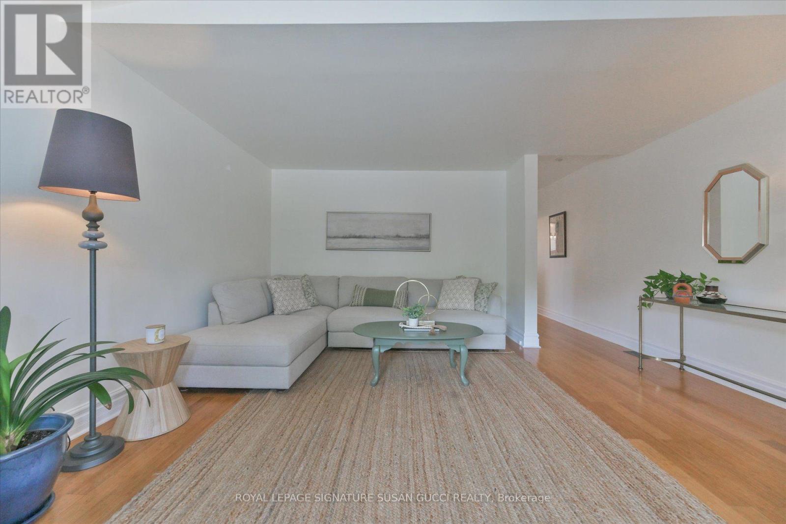 2 SUTHERLAND AVENUE - 7