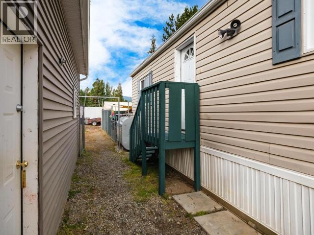 225-989 RANGE ROAD - 25