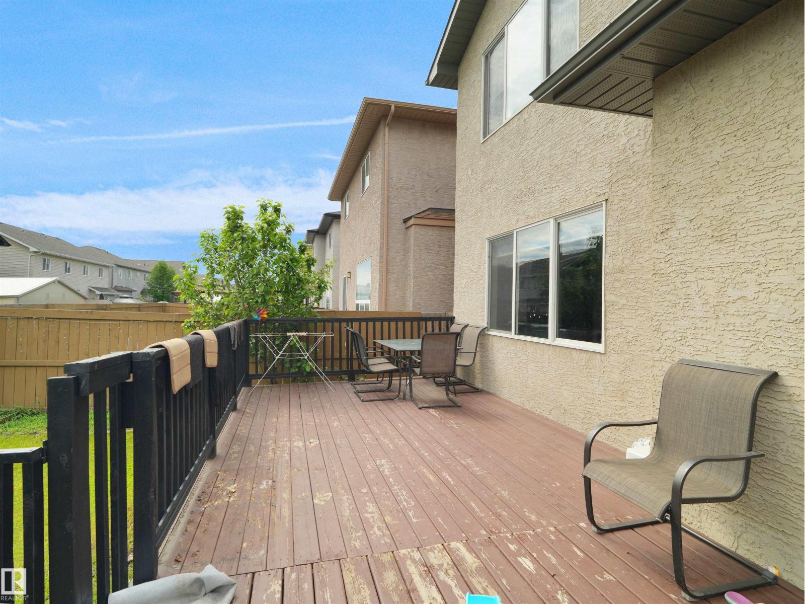 16903 54 ST NW - 14