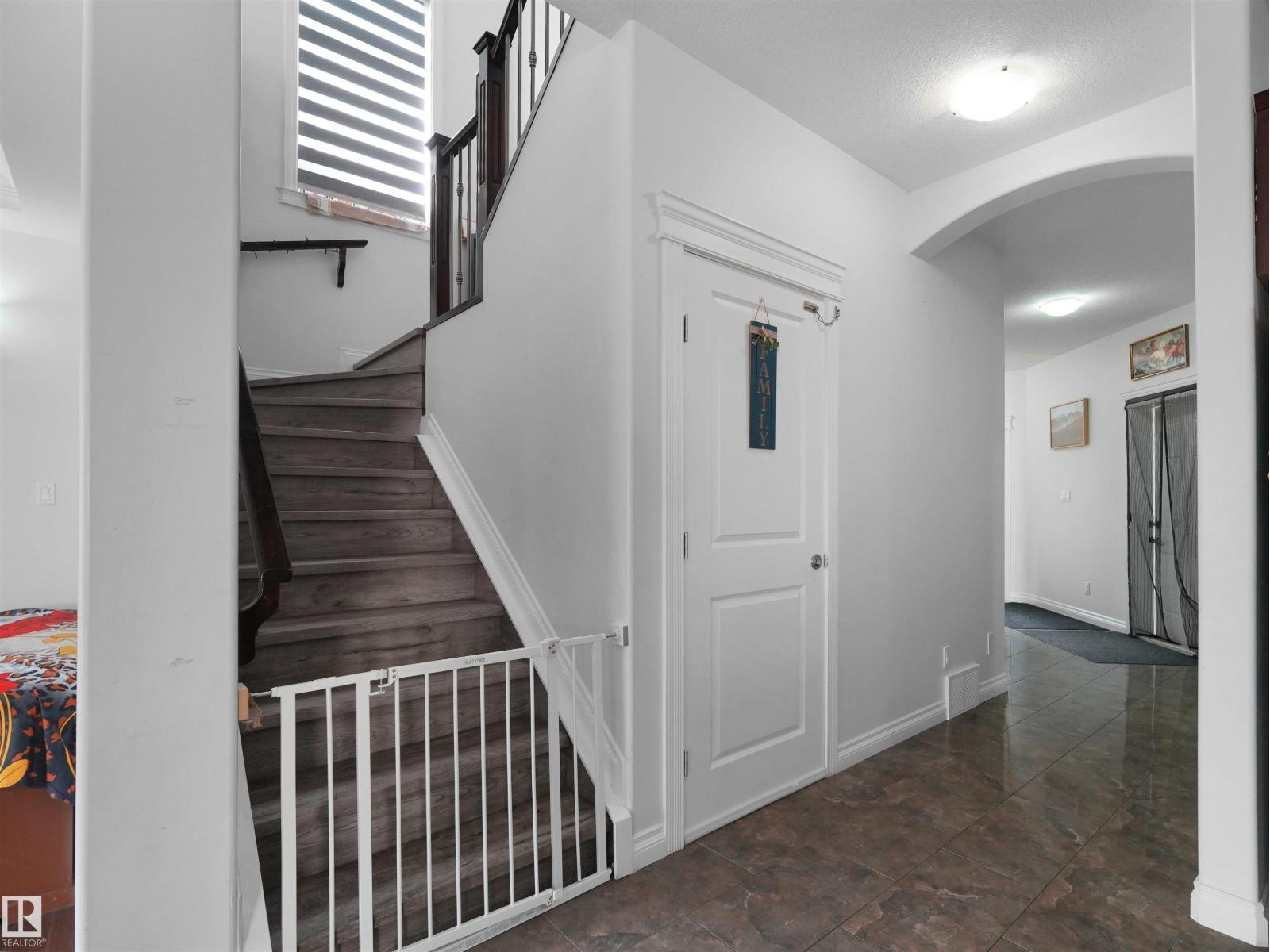 16903 54 ST NW - Image 29