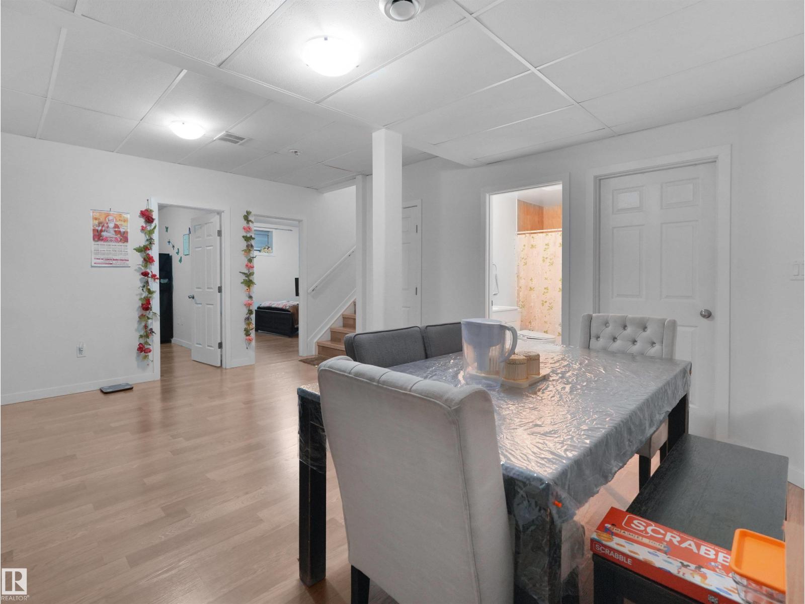 16903 54 ST NW - 54
