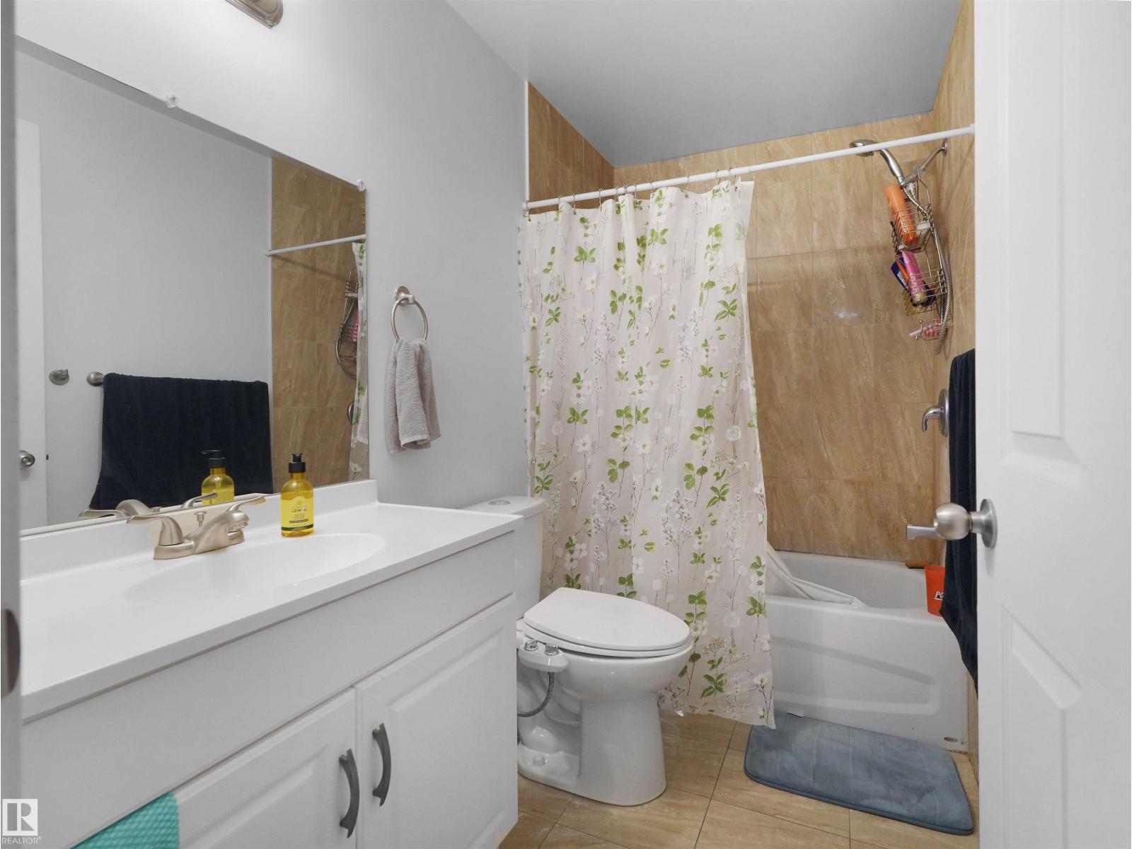 16903 54 ST NW - Image 55