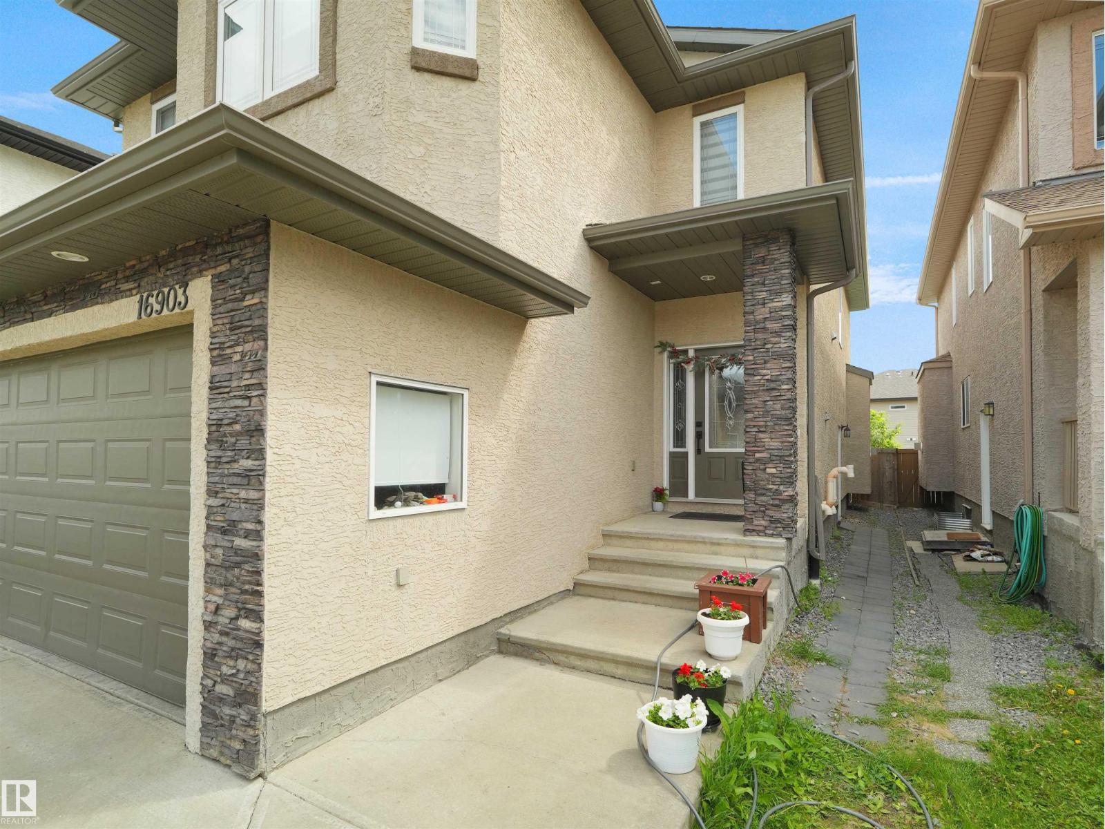 16903 54 ST NW - 9