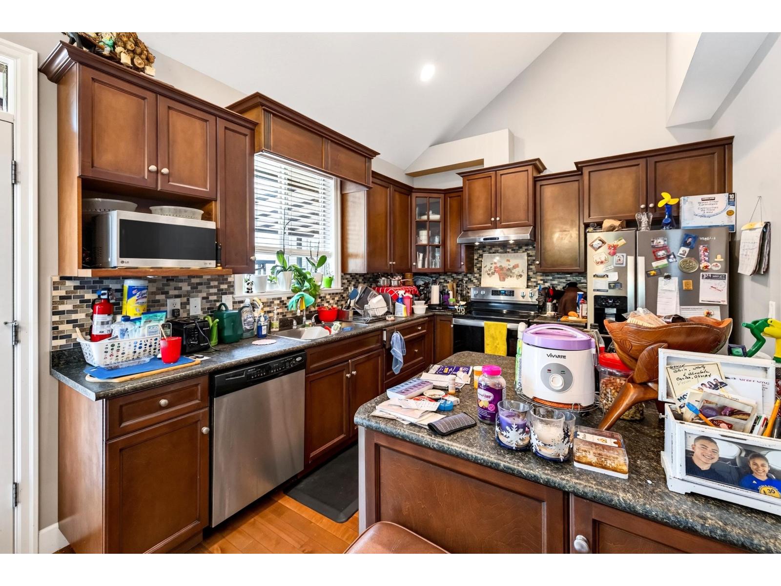 19686 73A AVENUE, Langley