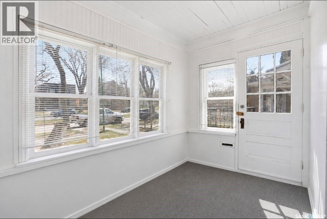 610 Albert AVENUE - Image 4