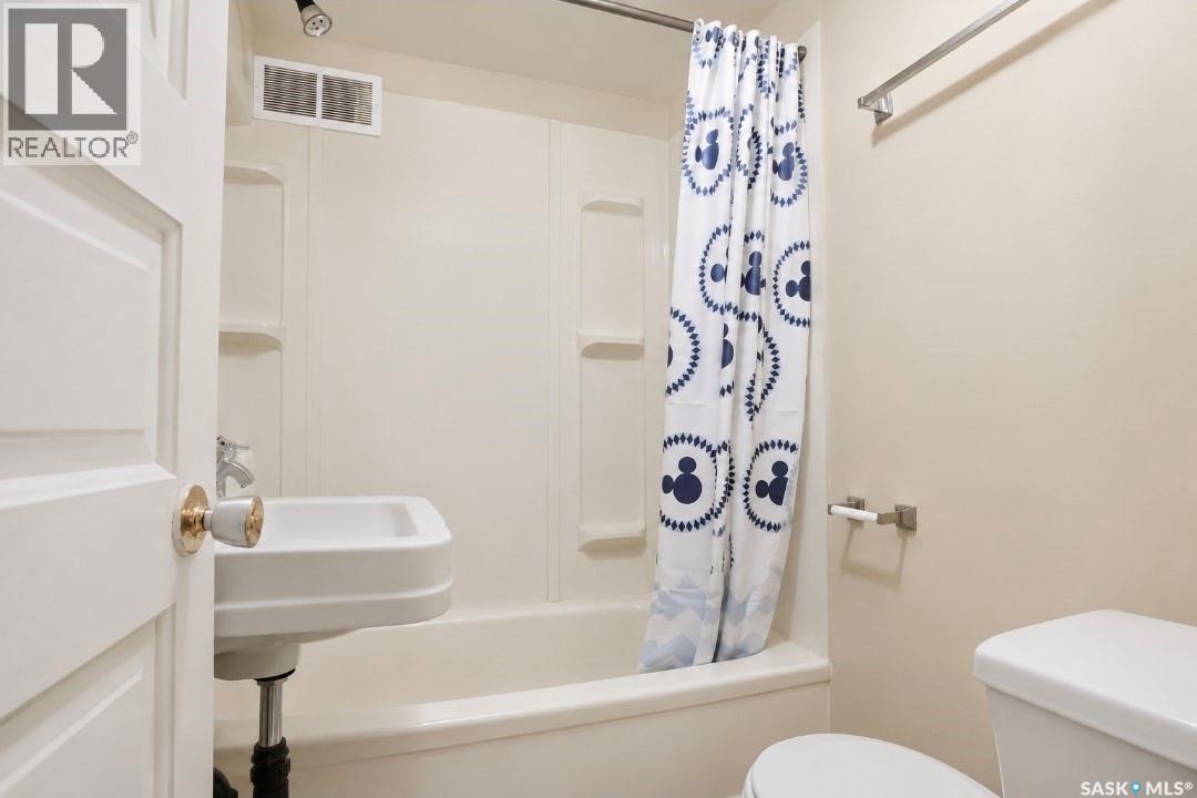 610 Albert AVENUE - Image 42