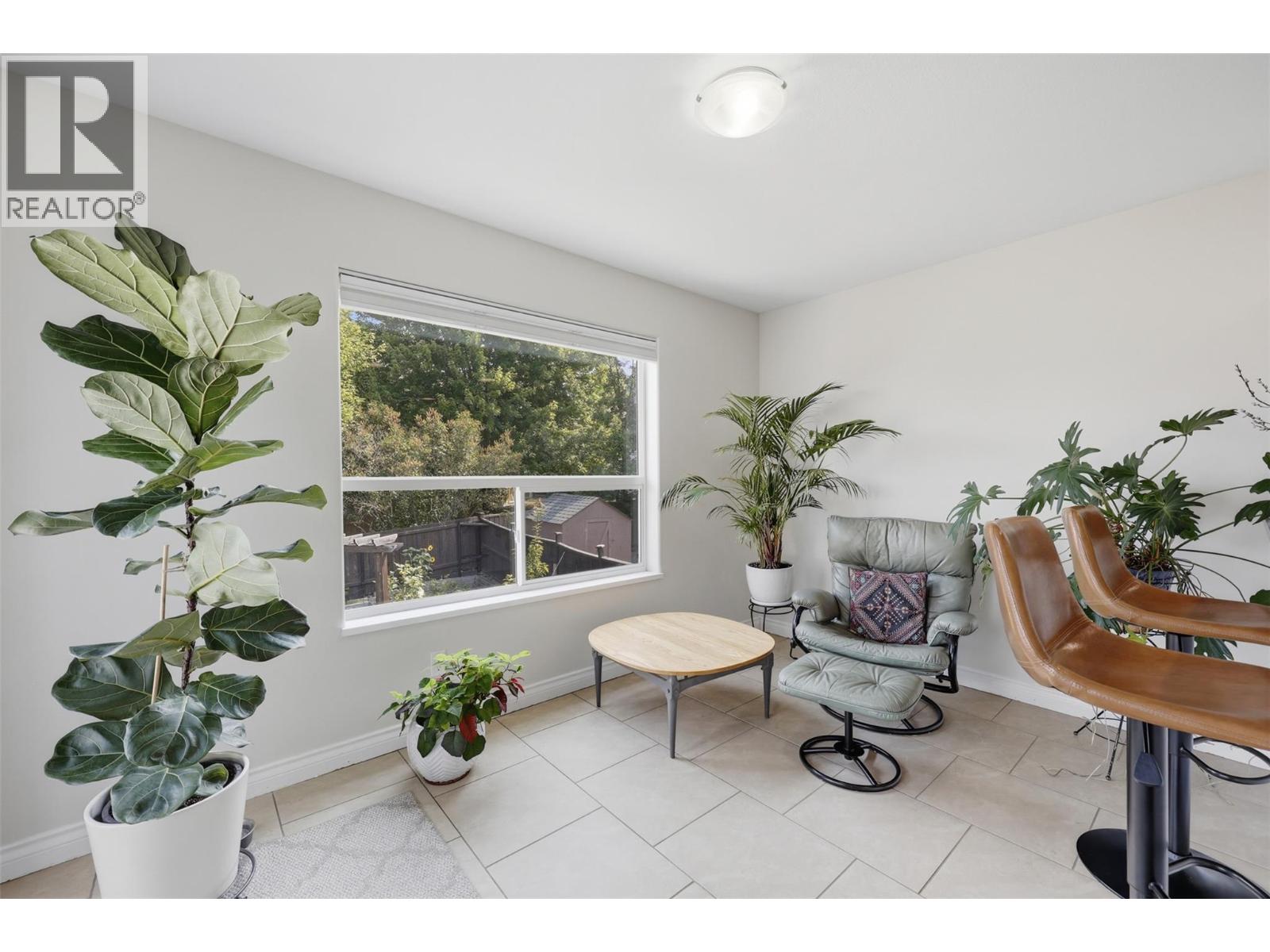 813 Regent Crescent - 15
