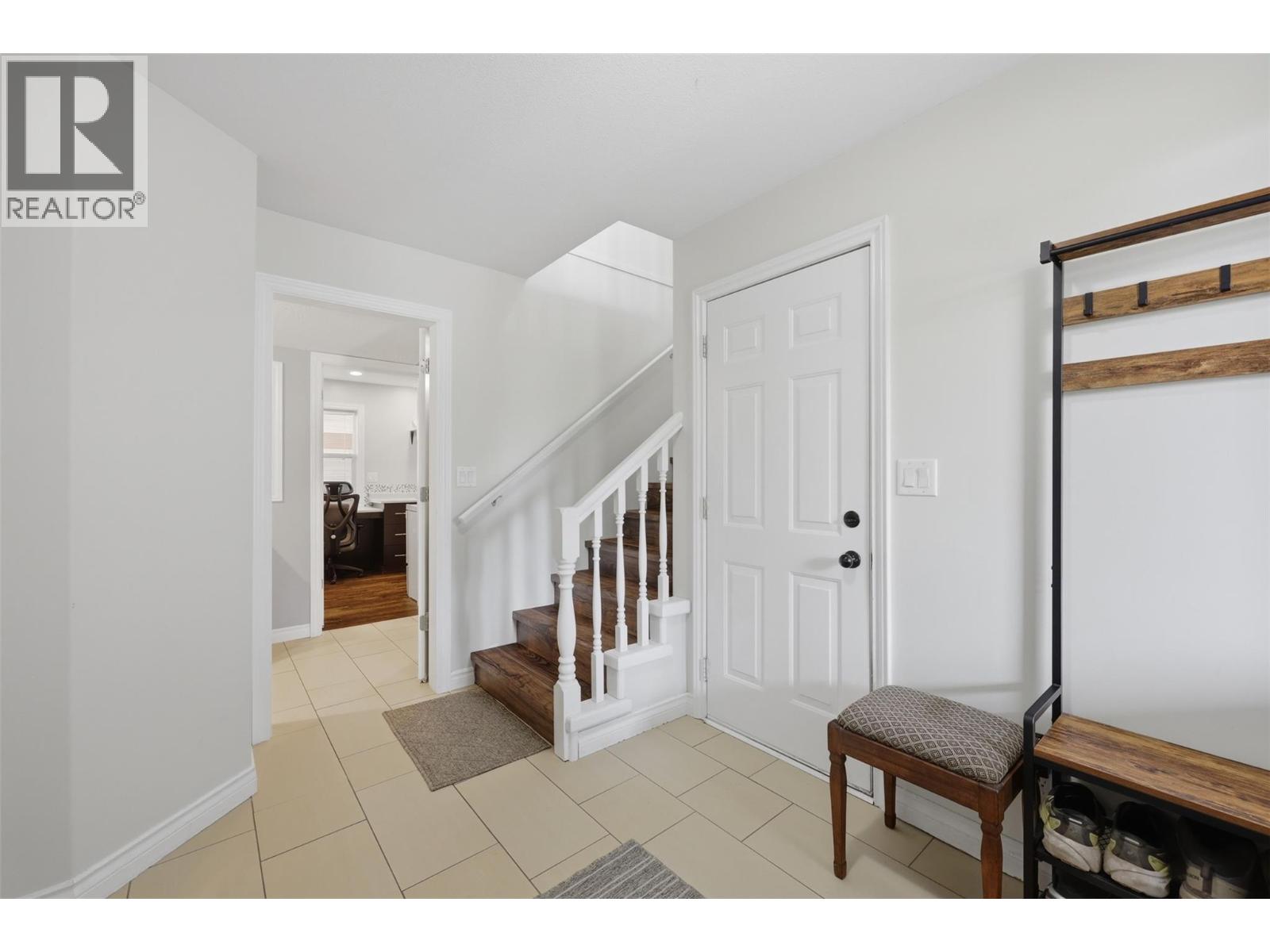 813 Regent Crescent - Image 5