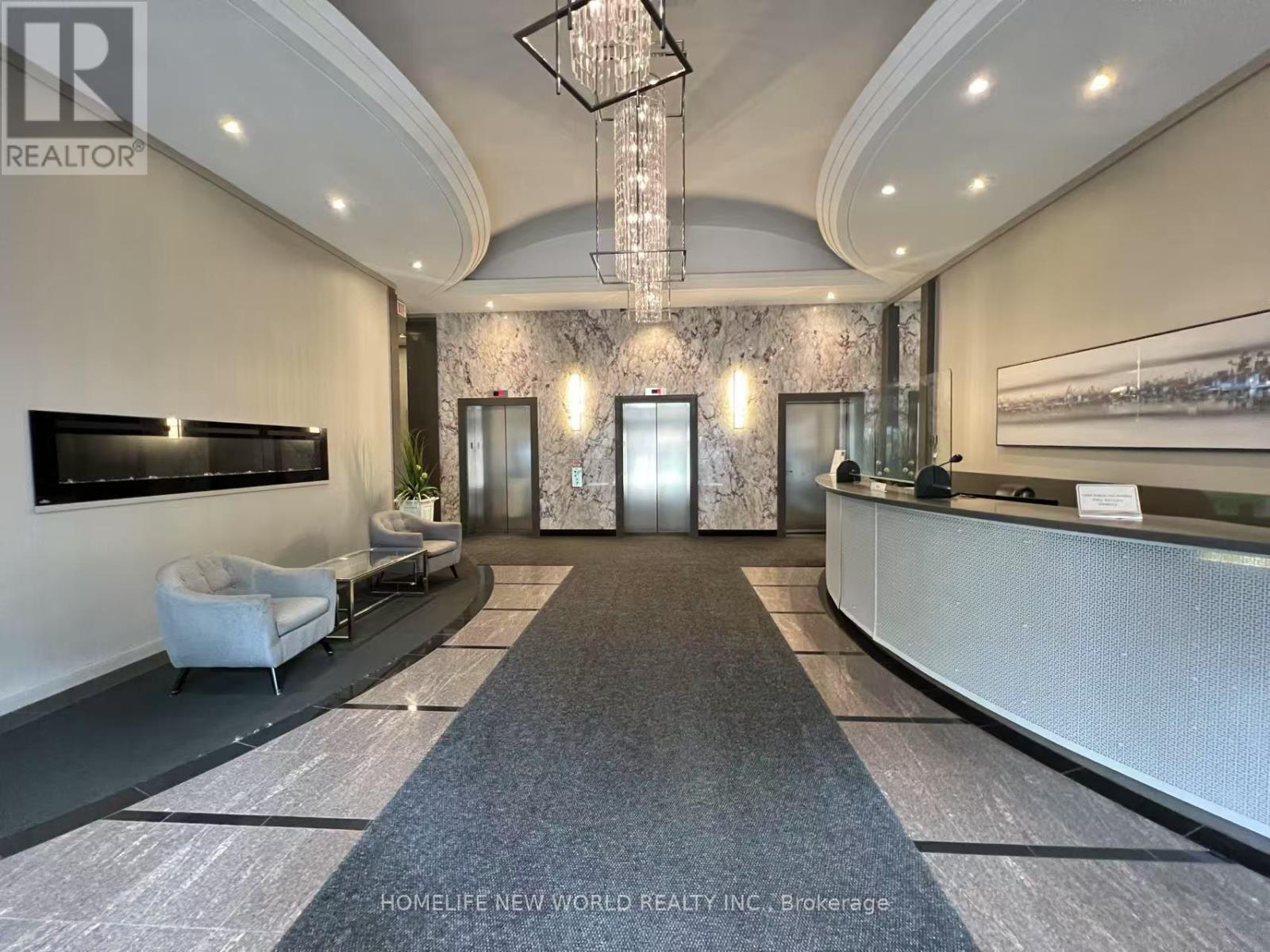 Photo of 555 Yonge Street