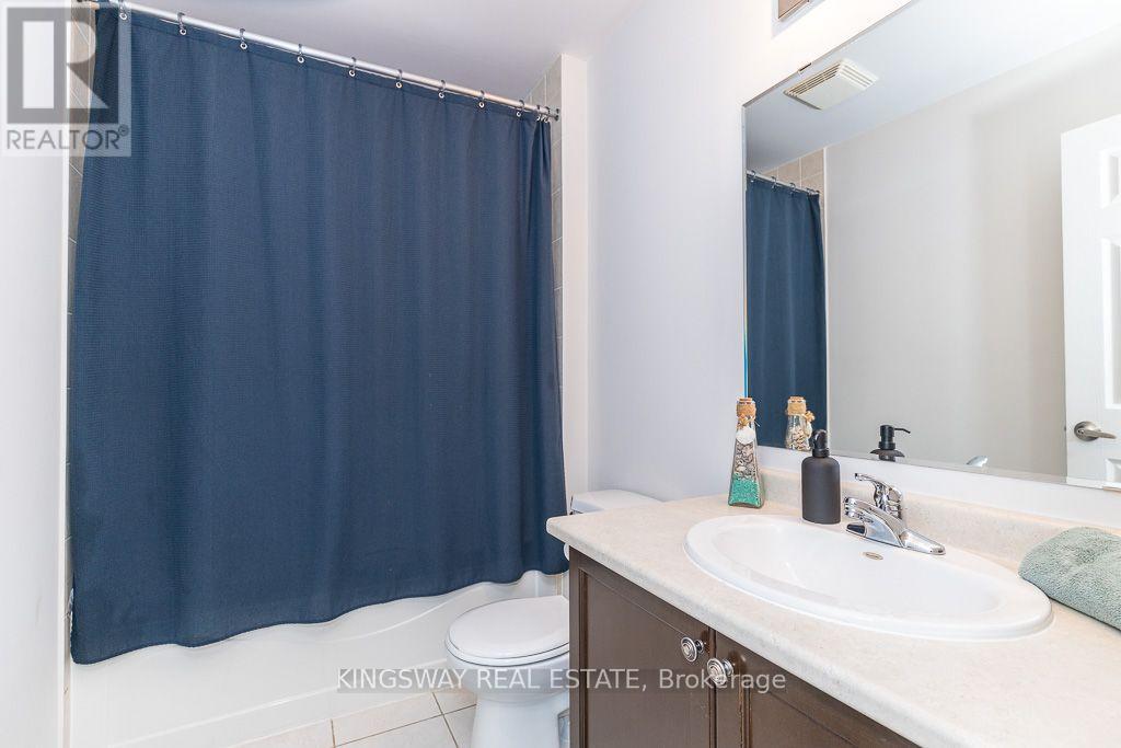 83 KIDD CRESCENT - 33