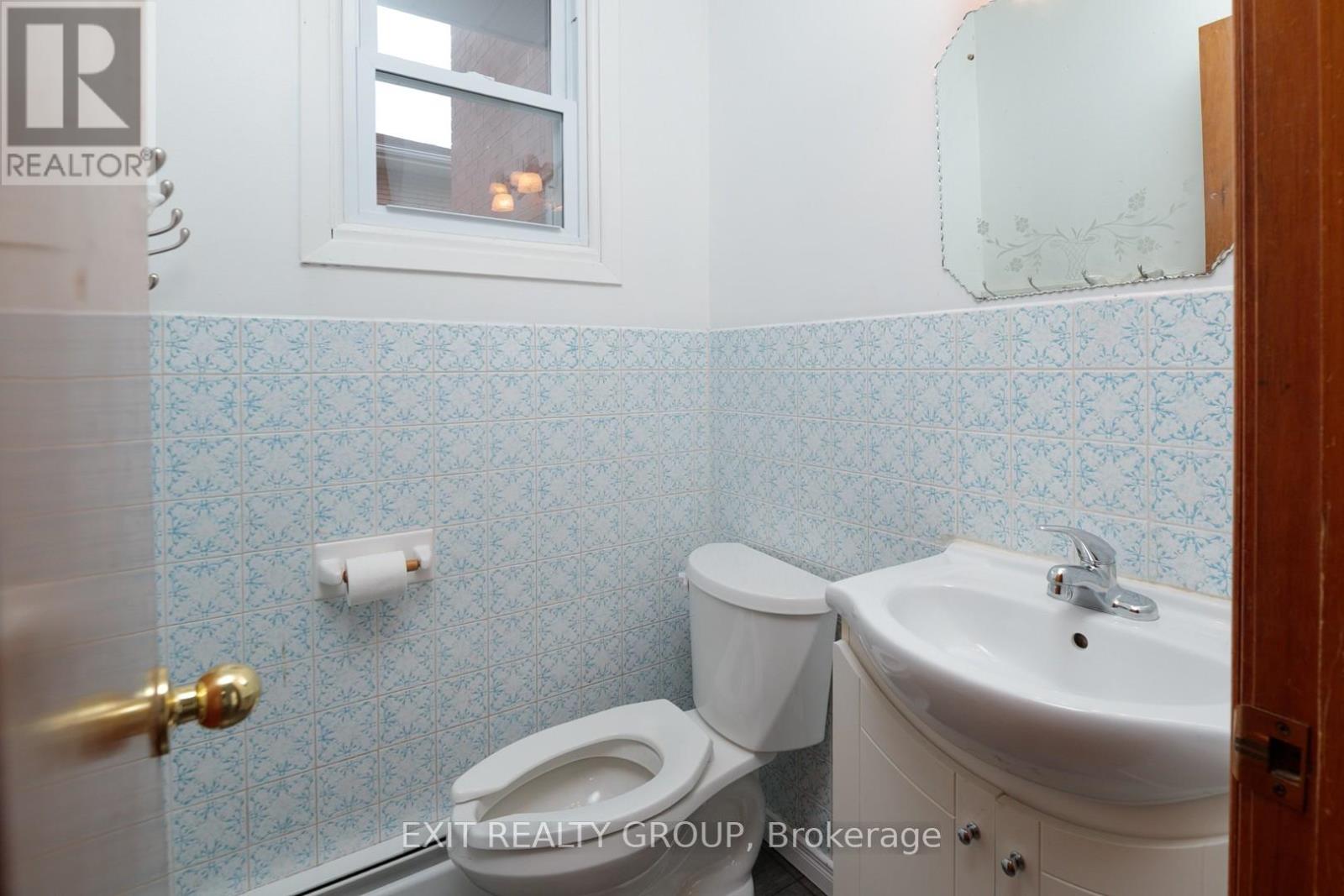 92 BYRON STREET - Image 20