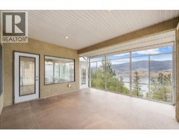 Full bathroom - 246 Pendragon Place, Kelowna, BC V1V1N2 Photo 12