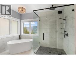 246 Pendragon Place, Kelowna, BC V1V1N2 Photo 23