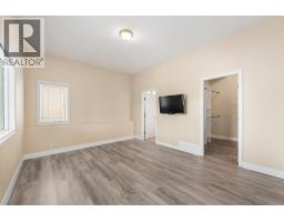 246 Pendragon Place, Kelowna, BC V1V1N2 Photo 38