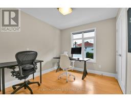 376a Wilmont Avenue, Ottawa, ON K2A0B1 Photo 26