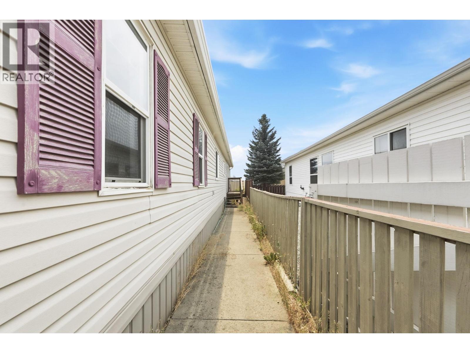 #90 1750 Lenz Road - 35