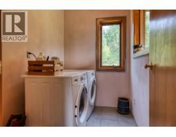 220 Grohman Creek Road, Nelson, BC V1L5P3 Photo 19