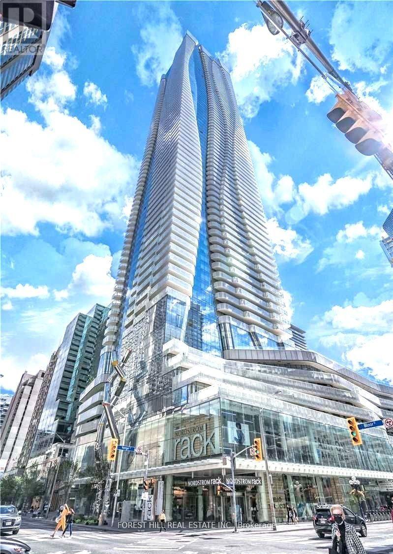 Photo of 1 Bloor Street