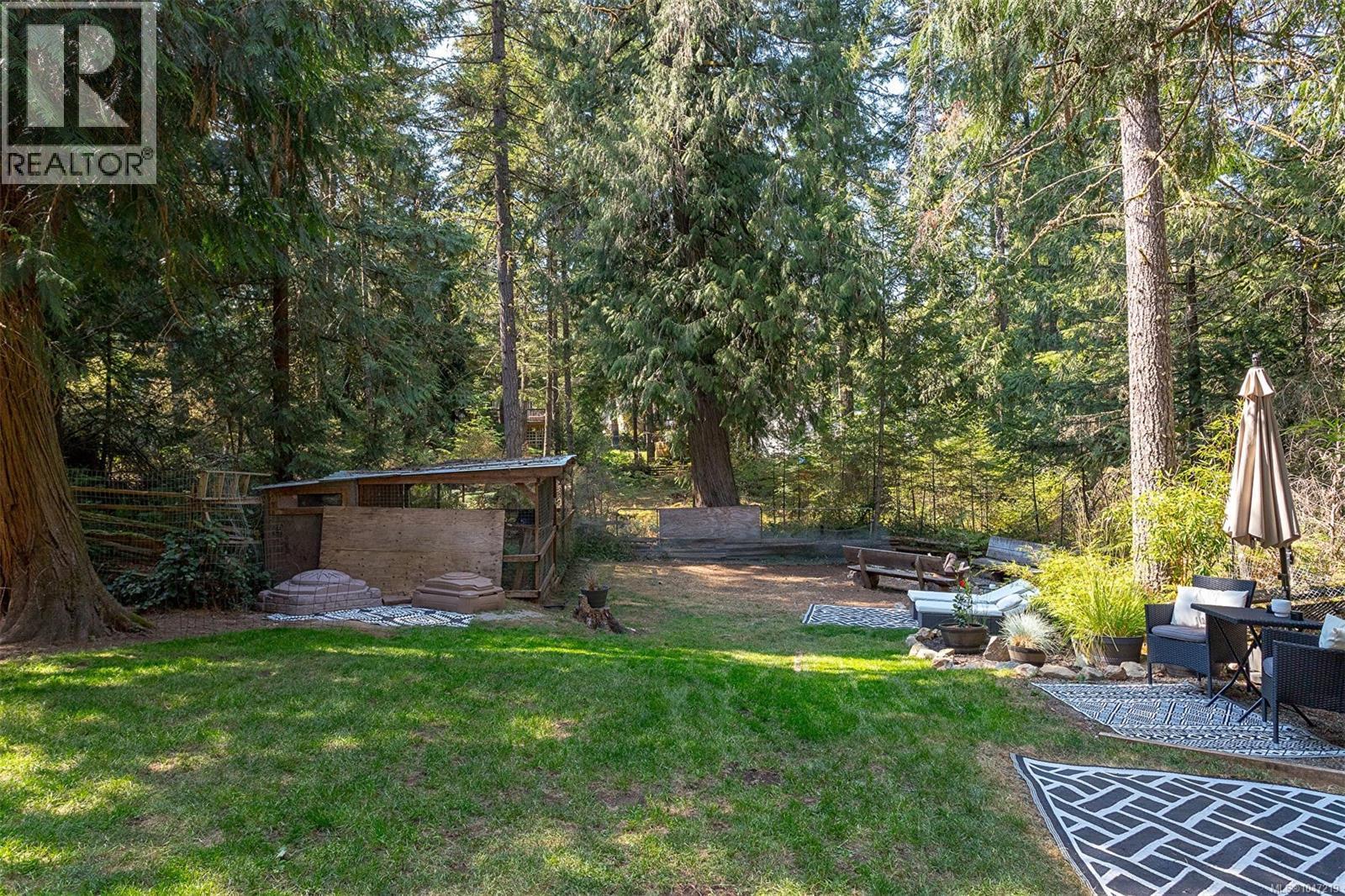 2051 May Ave - Image 29