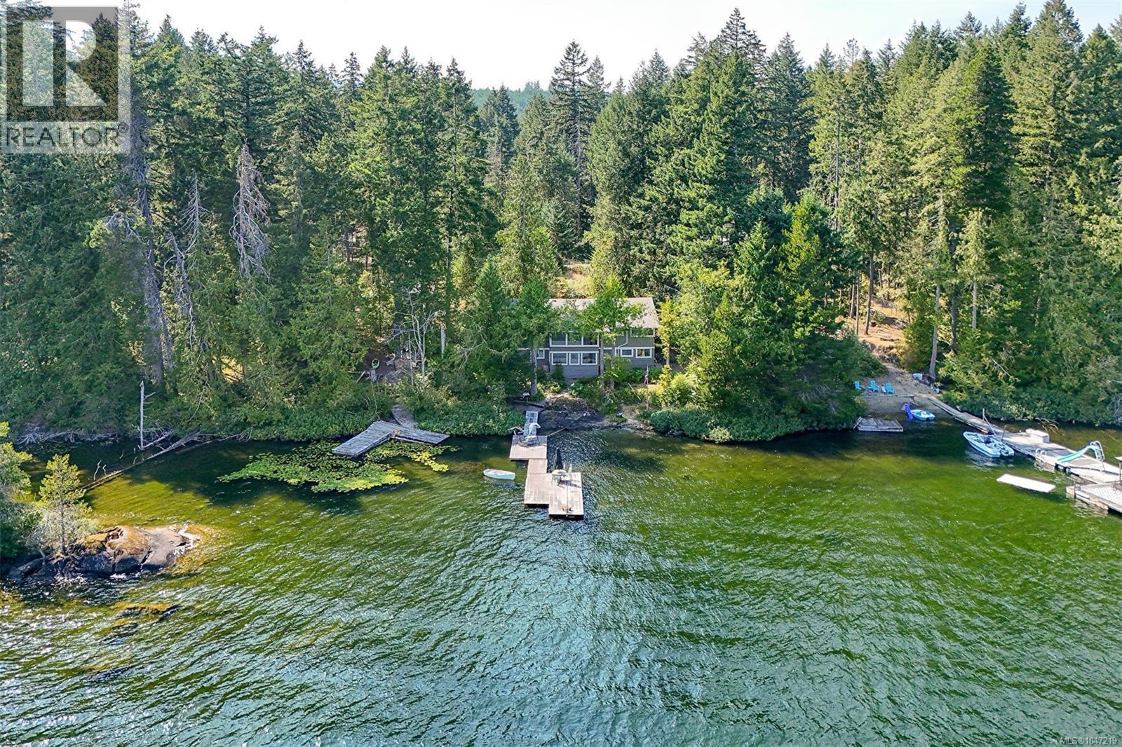 2051 May Ave - Image 42