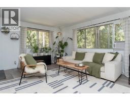 2051 May Ave, Shawnigan Lake, BC V8H2C5 Photo 11