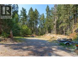 2051 May Ave, Shawnigan Lake, BC V8H2C5 Photo 36
