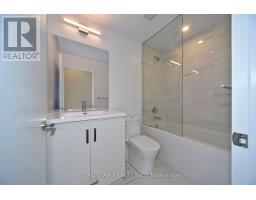 909 - 10 Honeycrisp Crescent, Vaughan, ON L4K0M7 Photo 13