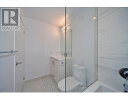 909 - 10 Honeycrisp Crescent, Vaughan, ON L4K0M7 Photo 14