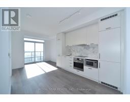 909 - 10 Honeycrisp Crescent, Vaughan, ON L4K0M7 Photo 21