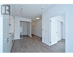 909 - 10 Honeycrisp Crescent, Vaughan, ON L4K0M7 Photo 28