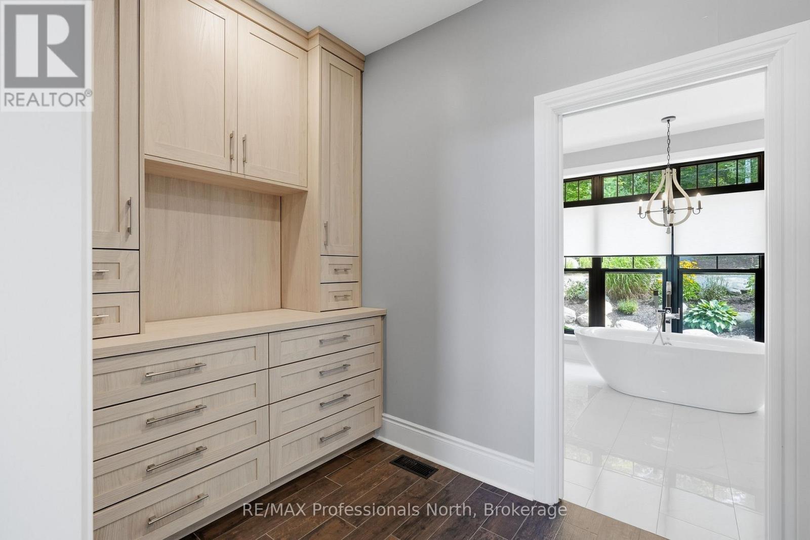 1126A S LAKE BERNARD ROAD - Image 18