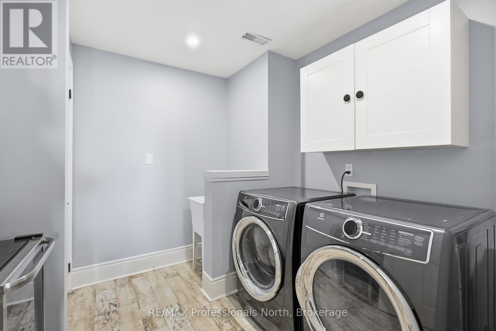 1126A S LAKE BERNARD ROAD - 24