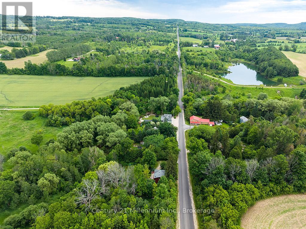 415877 TENTH LINE - Image 33