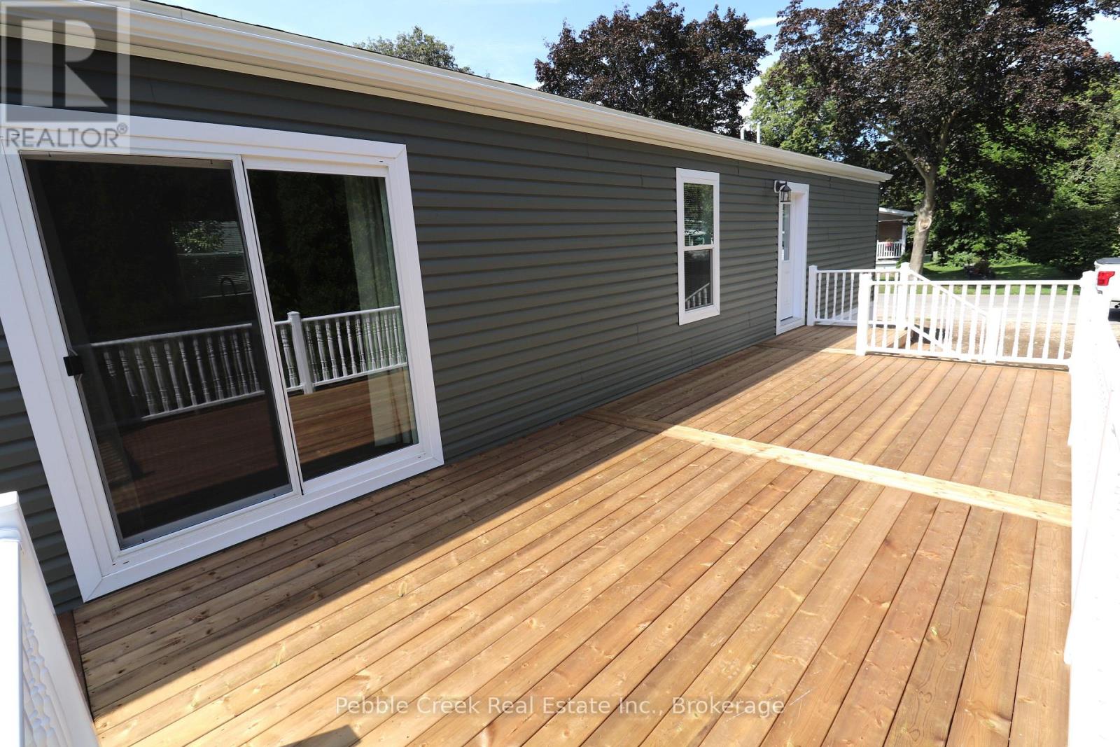 7 SUTTON DRIVE - 20