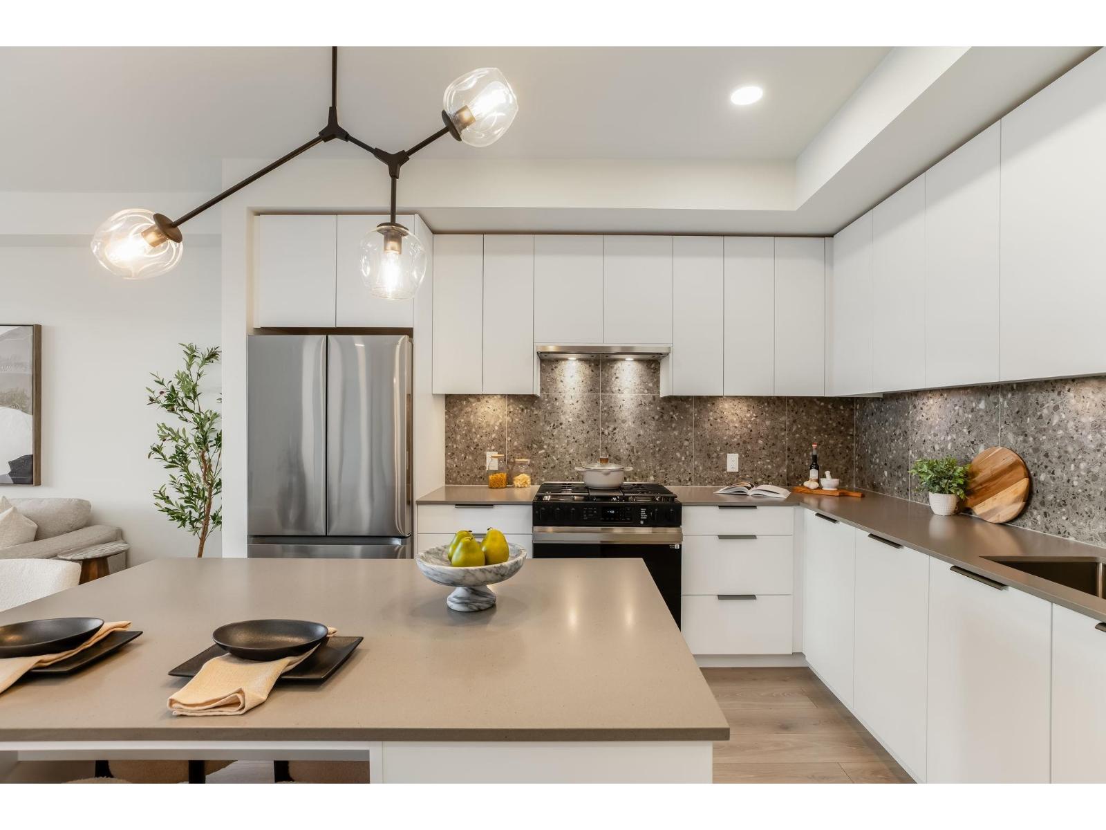 402 7936 206 STREET, Langley - Image 1